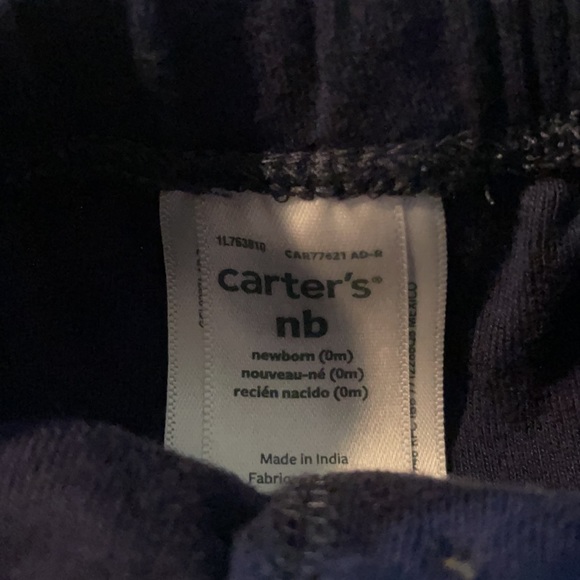 Boy’s Carter’s/Gerber Onesie & Joggers (6 pieces) - Picture 3 of 12
